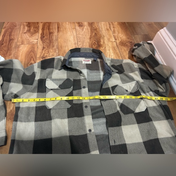 Wrangler Authentic Men’s Long Sleeve Plaid Fleece Button Down Shirt Jacket - Picture 11 of 11